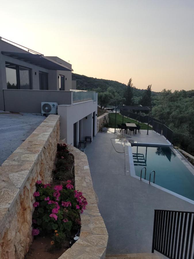 Ecstasy Luxury Villas Apolpaina Ngoại thất bức ảnh
